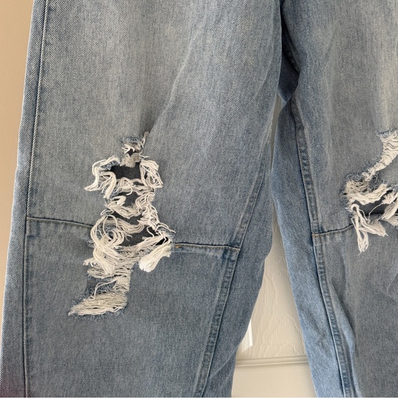 BDG Extremely Baggy Distressed Light Wash Jeans - Picture 4 of 6